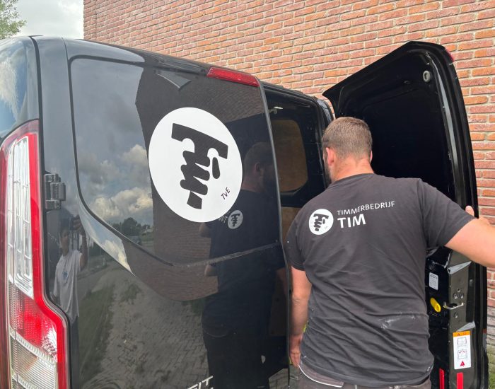 Timmerwerken Anna Paulowna – Hollands Kroon De werkbus van Timmerbedrijf Tim, een timmerbedrijf uit Anna Paulowna en omstreken